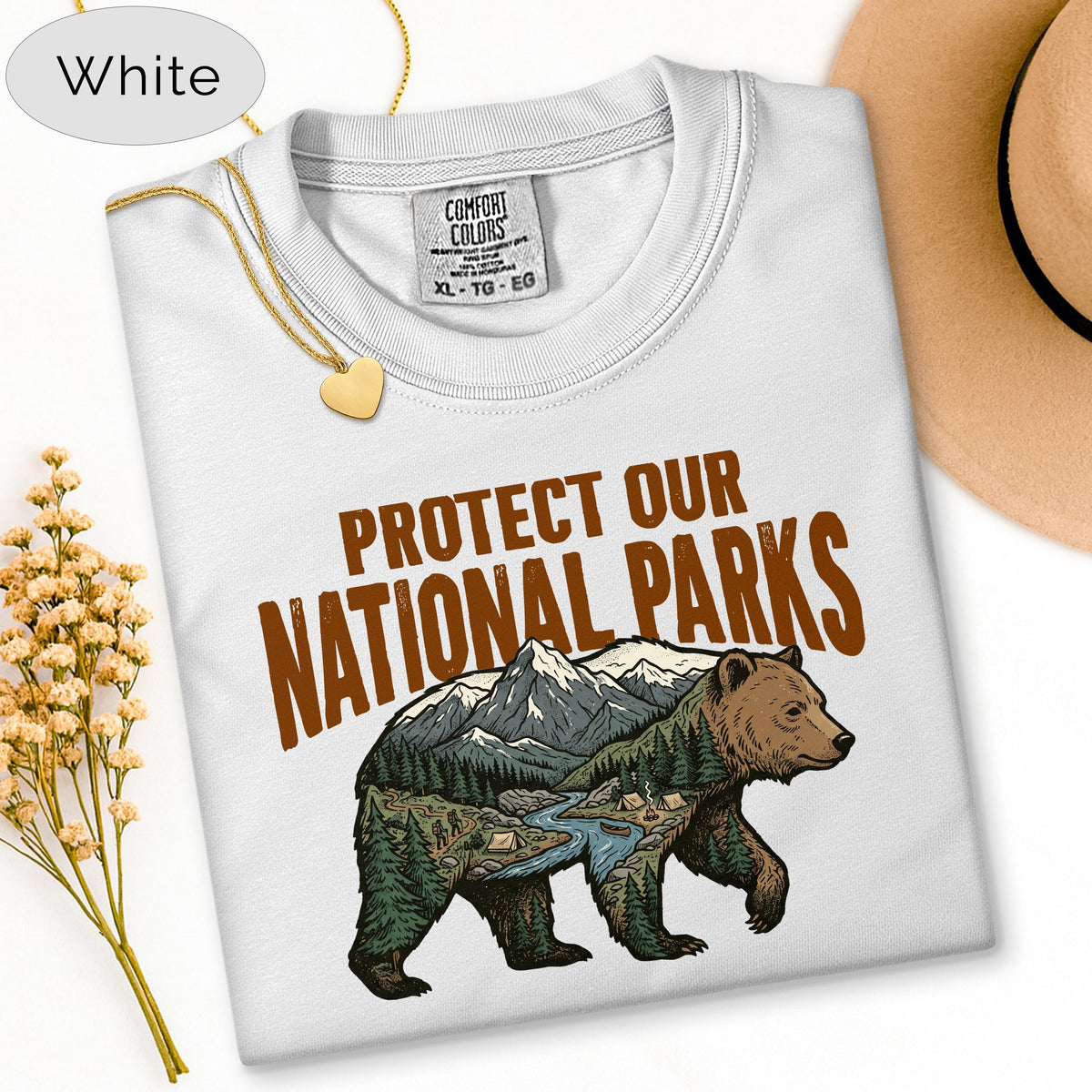 National Parks Bear Shirt, Comfort Colors Wildlife Tee, Vintage Wildlife Nature  image 0