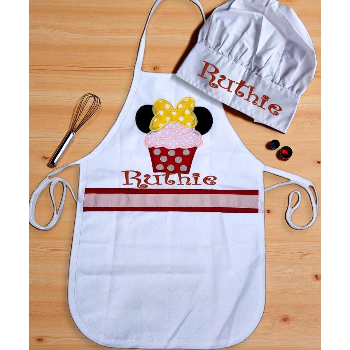 Personalized Mouse-Inspired Girls Apron | Embroidered Kids Cooking Apron | Custom Character-Inspired Baking Gift for Children