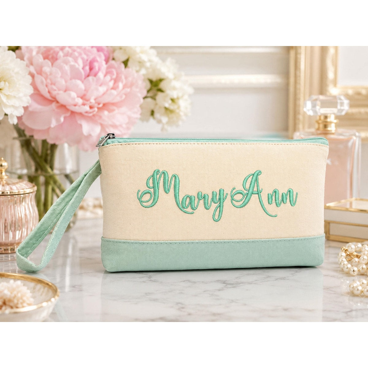 Monogram Make Up Bag, Personalized Canvas Cosmetic Bag, Monogram Makeup Case, Bridesmaids Gift, Makeup Bag, Make Up Tote